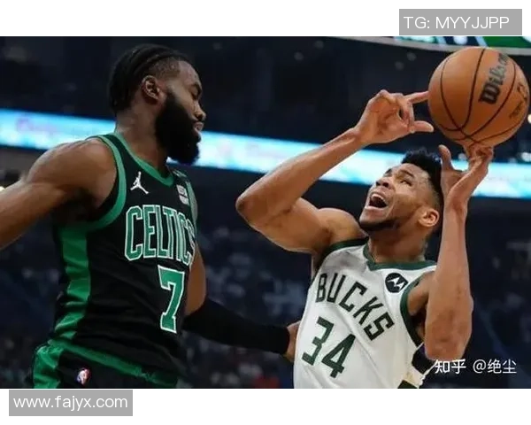 2020年12月24日凯尔特人与雄鹿的激烈对决回顾与精彩瞬间分析