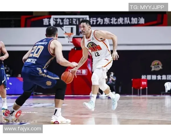 南京同曦大圣迎战九台农商银行全力争胜展现篮球魅力与团队精神 南京同曦大圣迎战九台农商银行全力争胜展现篮球魅力与团队精神